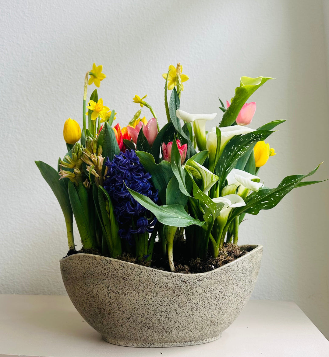Real Flowers Every Day partners with H.Bloom - a top 10 floral subscription service