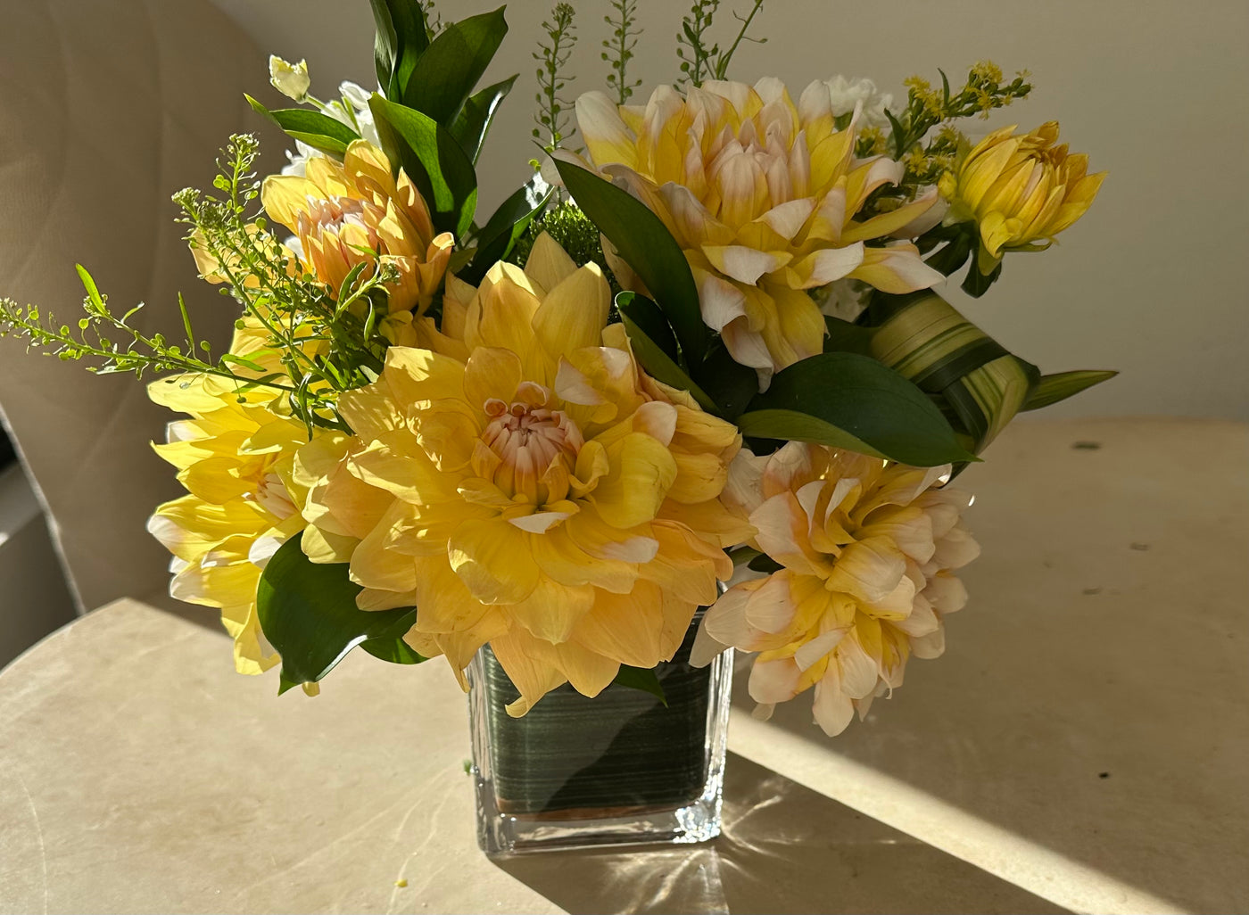 Cocktail table centerpiece