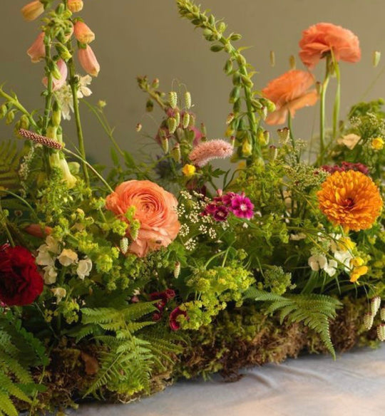 Meadow-style arrangement