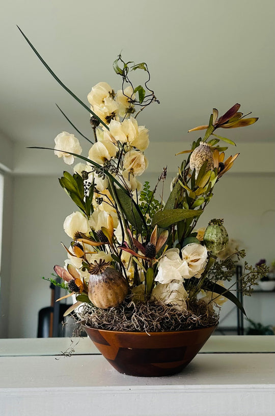 Ikebana inspired arrangement - Mediterranean